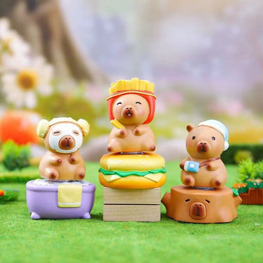 TunTun Piggy Peaceful Life Figure