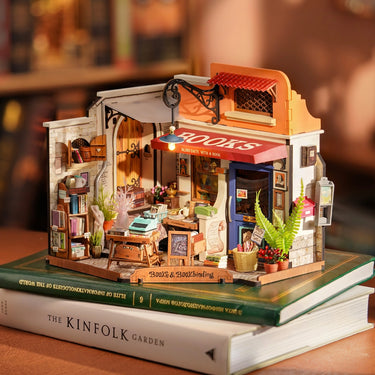 Rolife DIY Miniature House Kit - Corner Bookstore DG164